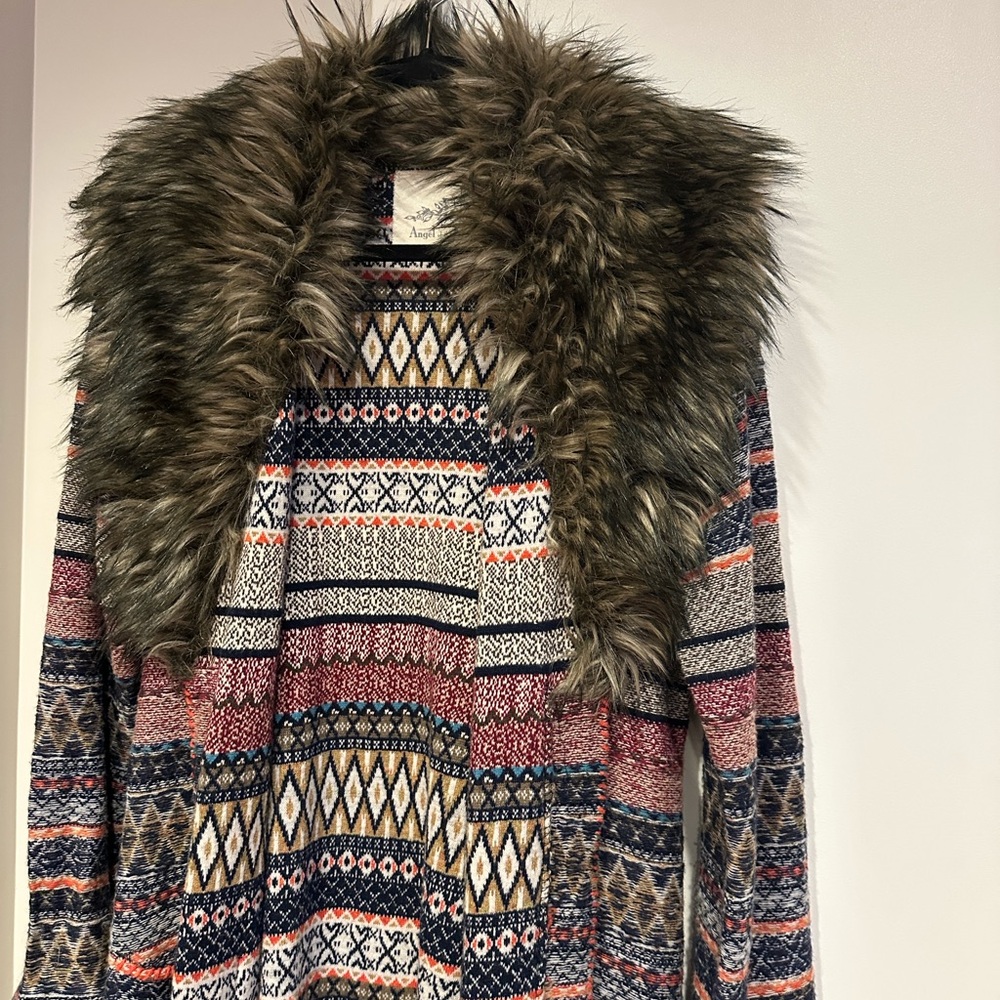 Angel Of The North Multicolor Patterned Cardigan with Fur Collar - Picture 7 of 8